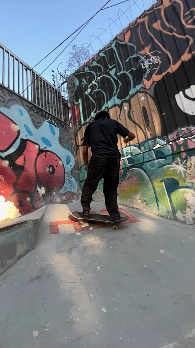 Bs Bluntslide up in Uncharted Waves 