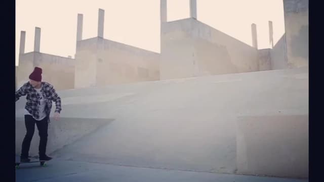 Street skating 🖤
